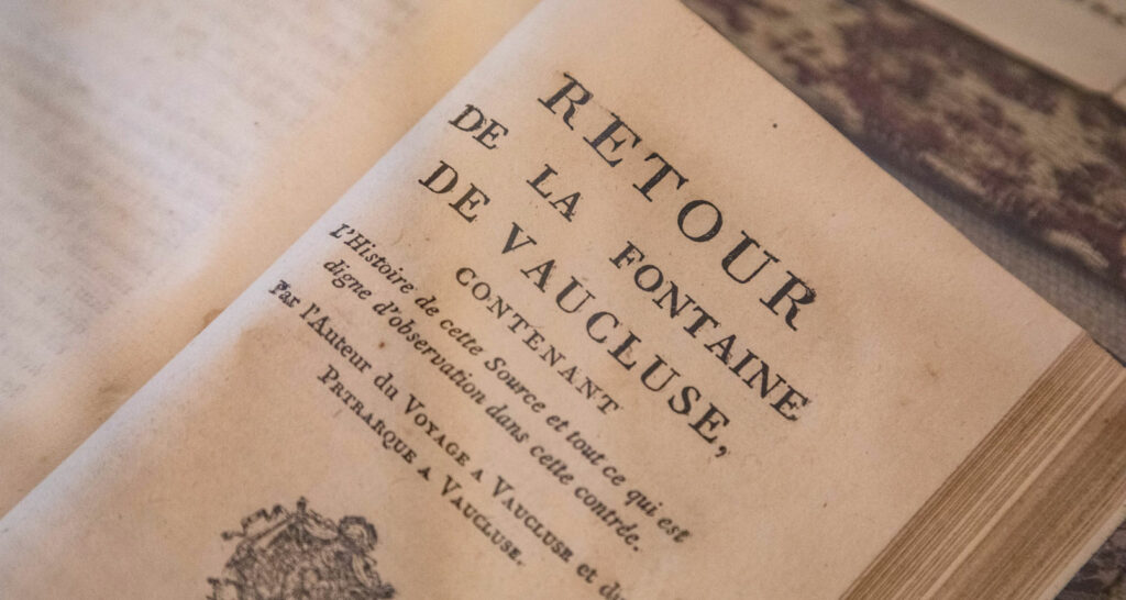 Livre au musée-bibliothèque Pétrarque