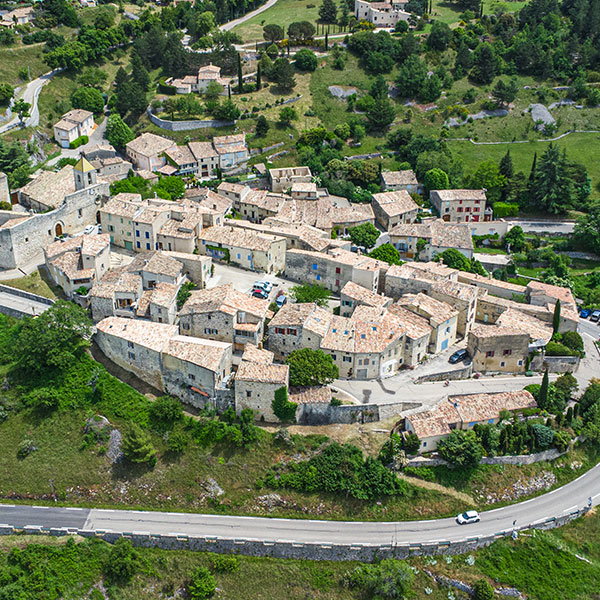 Village d'Aurel au Ventoux